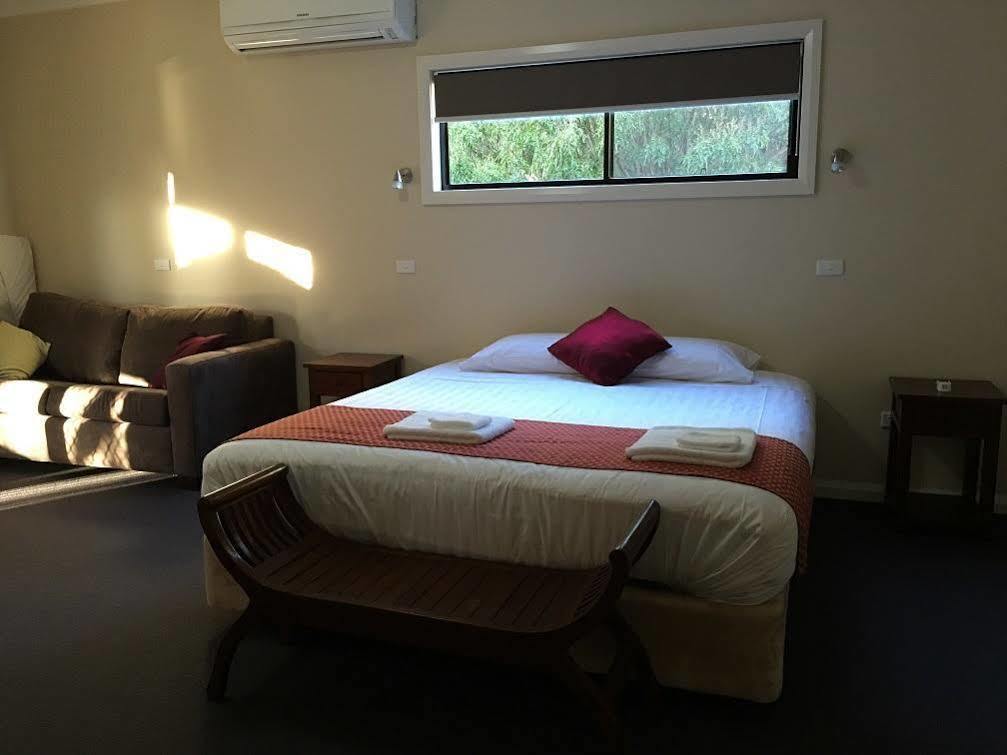 Hillview Farmstay Gundagai Exterior photo